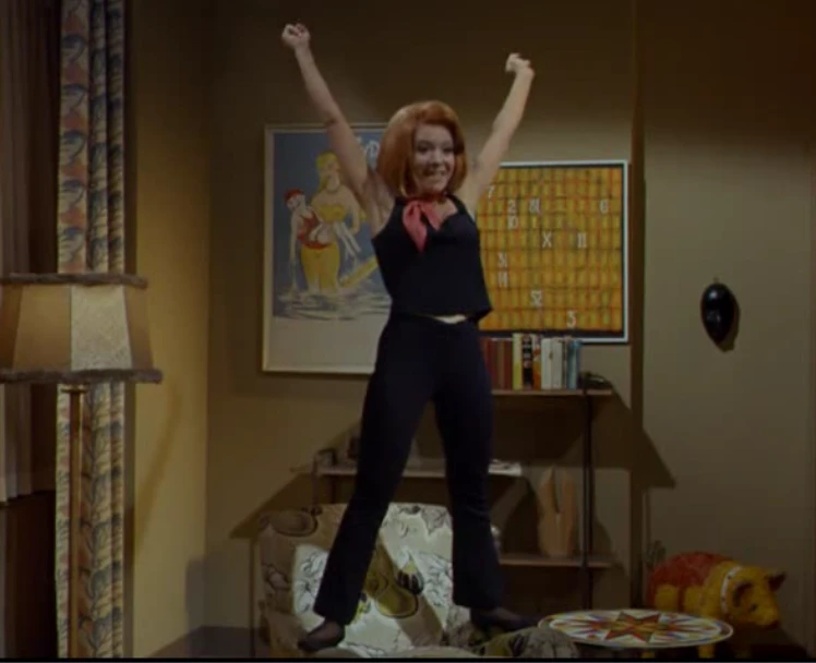 Shari Lewis as Janet Jerrod tries to convince a talent scout to take her on, just before realising he's actually a secret agent.